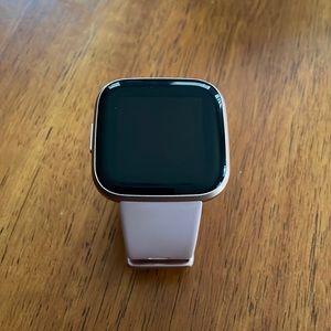 Rose Gold FitBit Versa 2